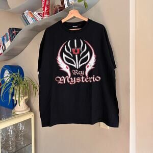 Vintage 2002 Rey Mysterio WWE Shirt